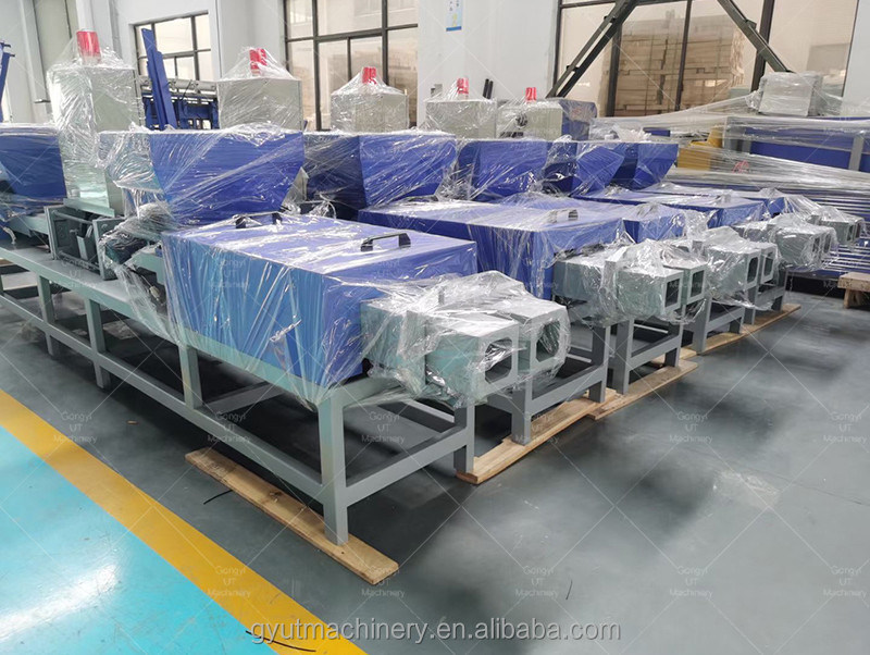 90мм*90мм Четырехголовая машина для изготовления блоков лесопилой с круглым хоппером большой мощности